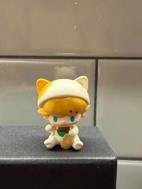 Dimoo lucky cat authentic pop bean